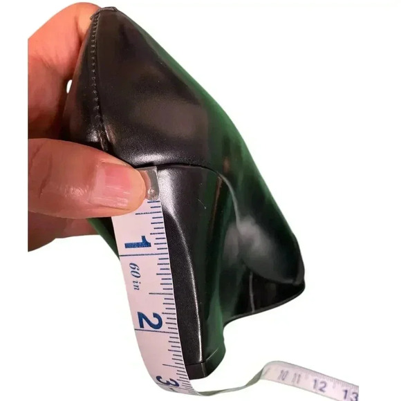 Ellen Tracy Women's Black Leather Slide Wedge Open Toe Heels Rhyme 8.5 Used - Picture 8 of 16